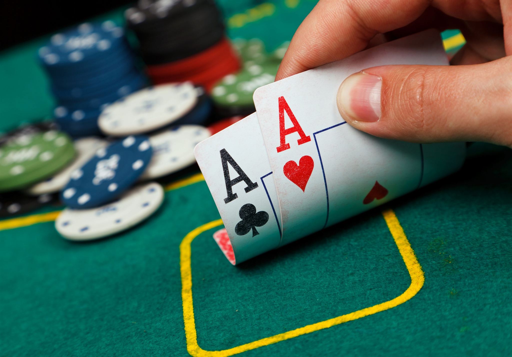 Höj Spänningen: Utforska Maximala Satsningsmöjligheter i Pokerspelet