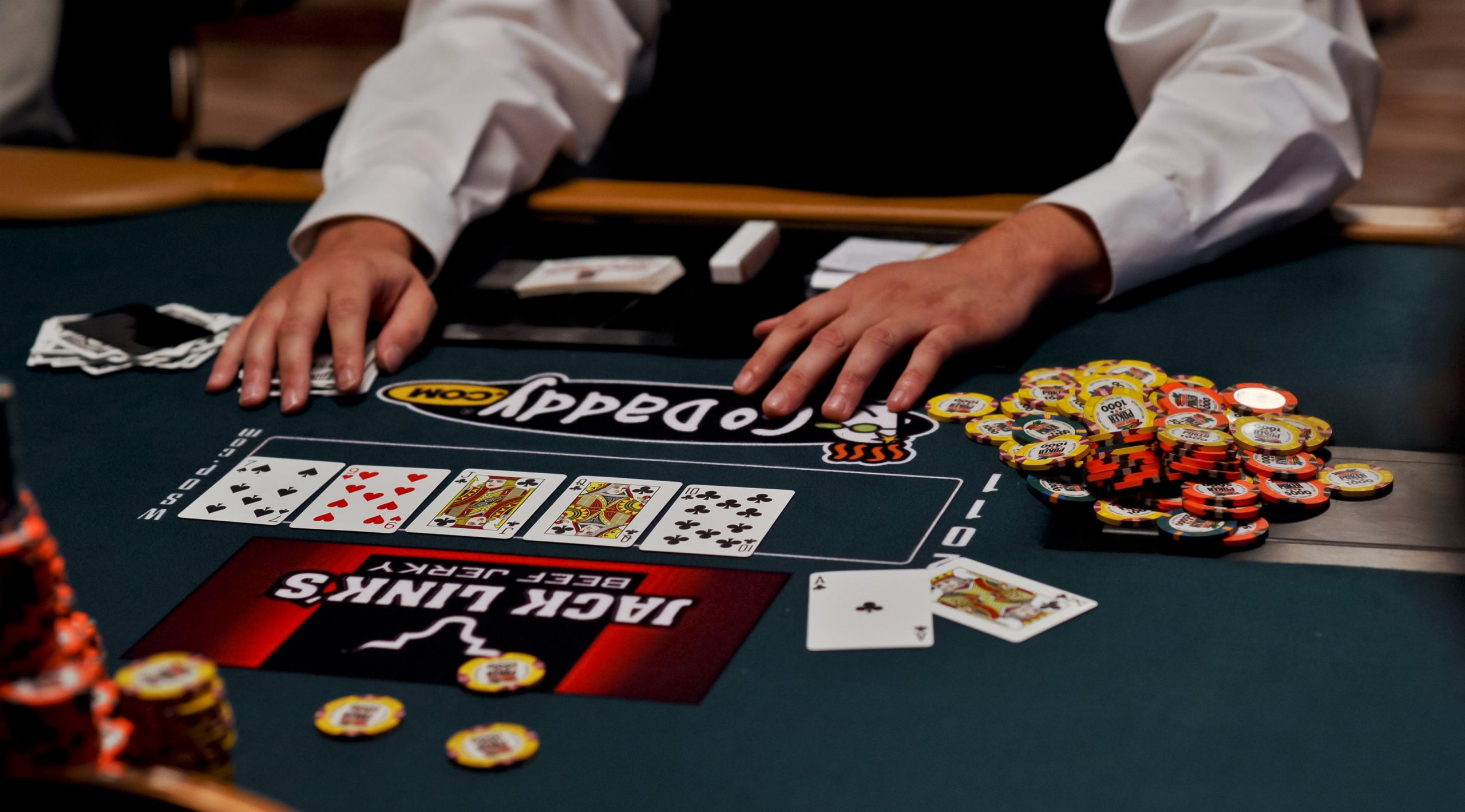Inget Att Förlora: Spela Poker Online Utan Kostnad