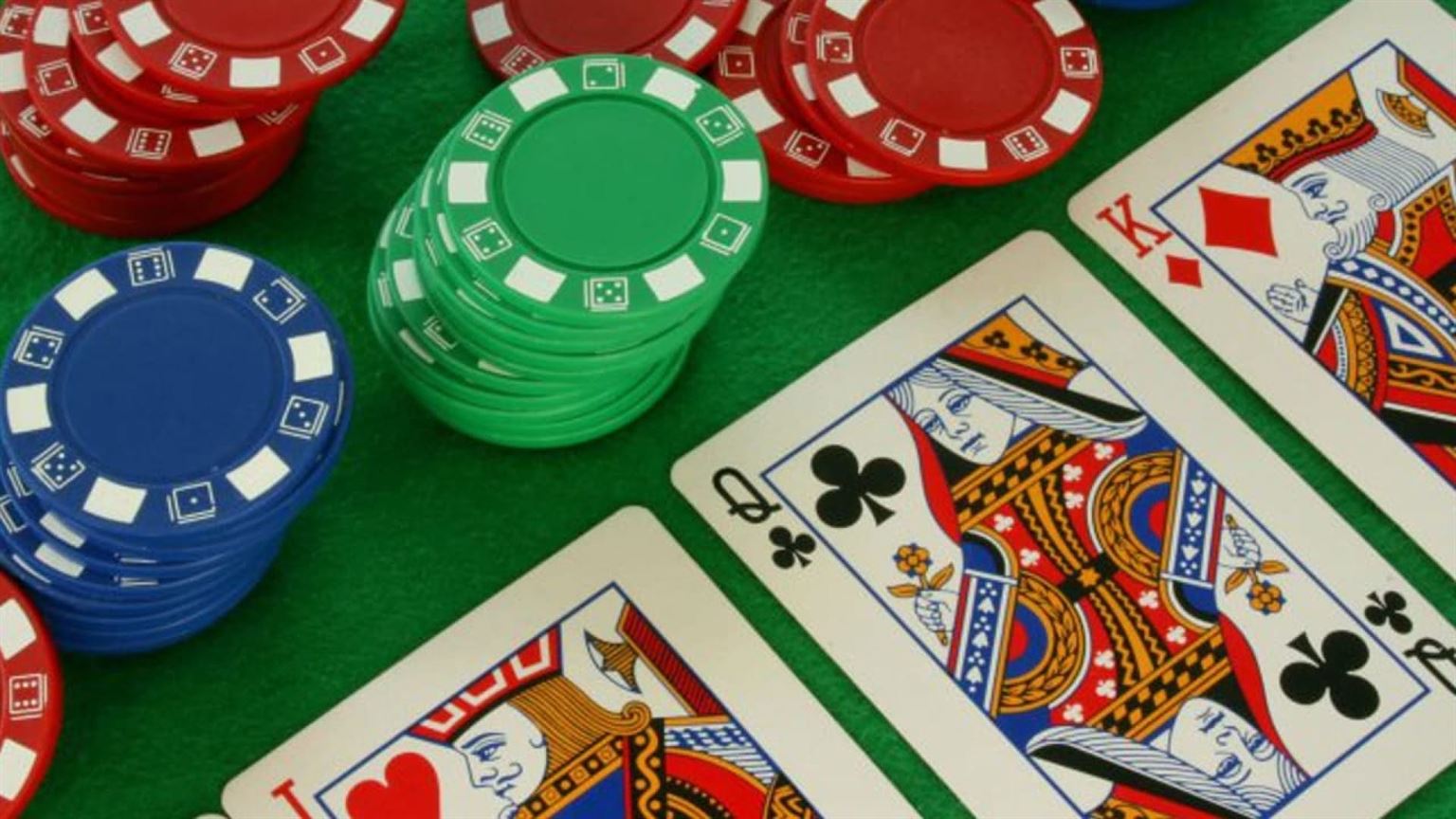 Analysera Ditt Spel: Utforska Spelarstatistik för Poker Online